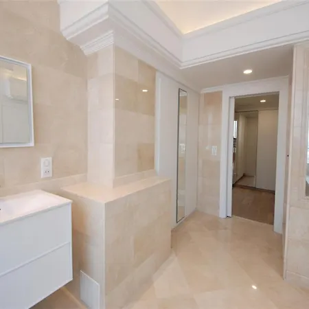 Apartment Foch Bright Prestigious In !