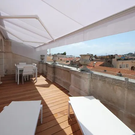 Luxury Duplex In Heart Of Apartmán